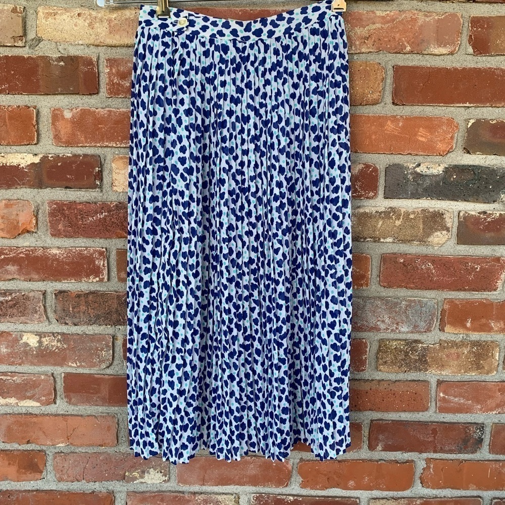 Givenchy Sport Vintage White Pleated Skirt Sz 6 - Picture 4 of 9